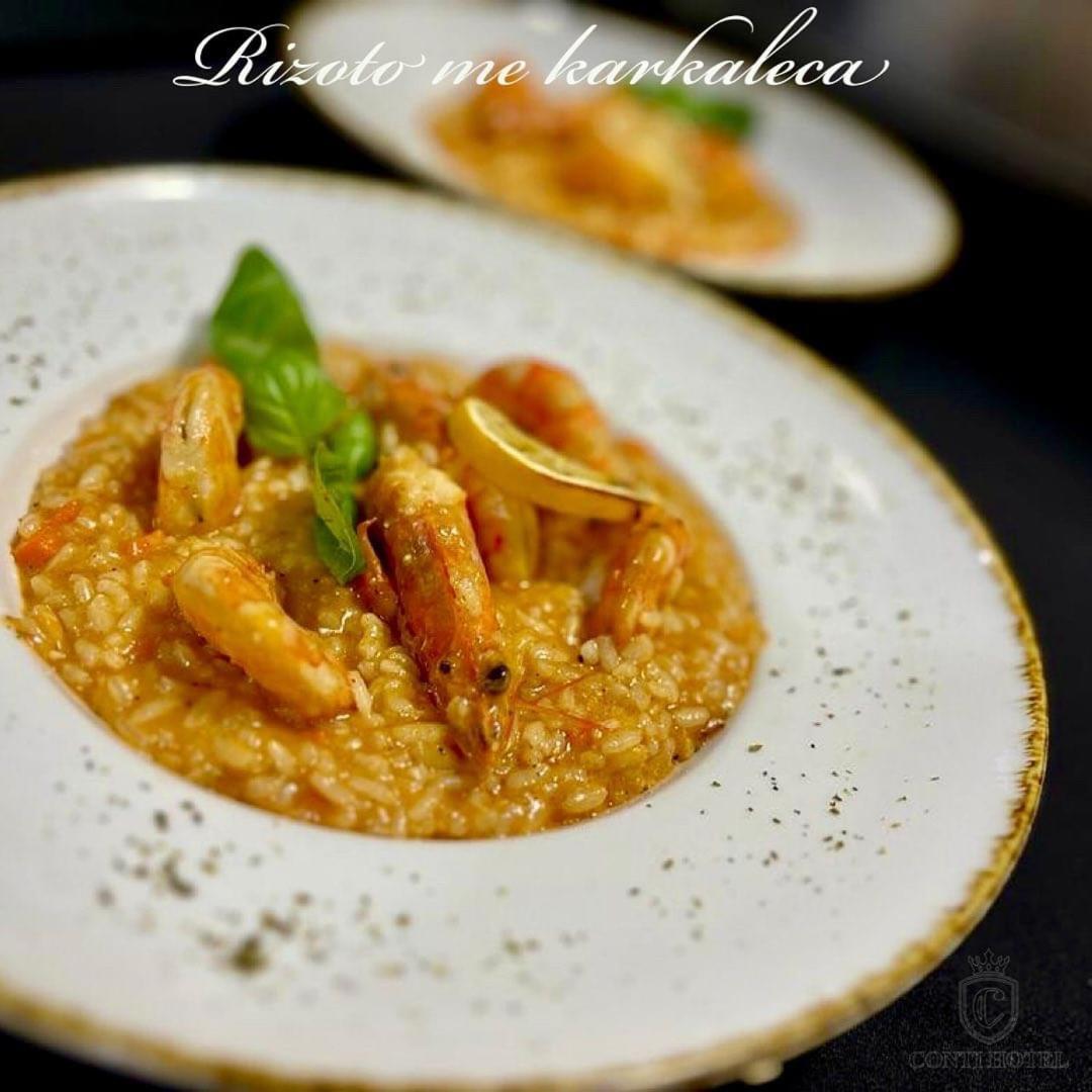 Conti Hotel & Restaurant Gjakova ภายนอก รูปภาพ
